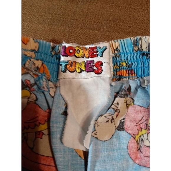 Looney Tunes Elastic Waist Shorts - Size: L (0712) - Picture 4 of 6